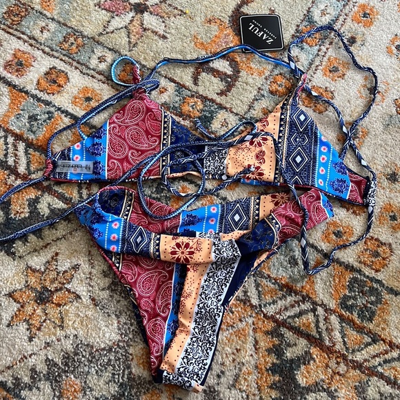NWT Zaful Multi Colour Bandana Print Strappy Bikini Bathing Suit - Picture 5 of 5